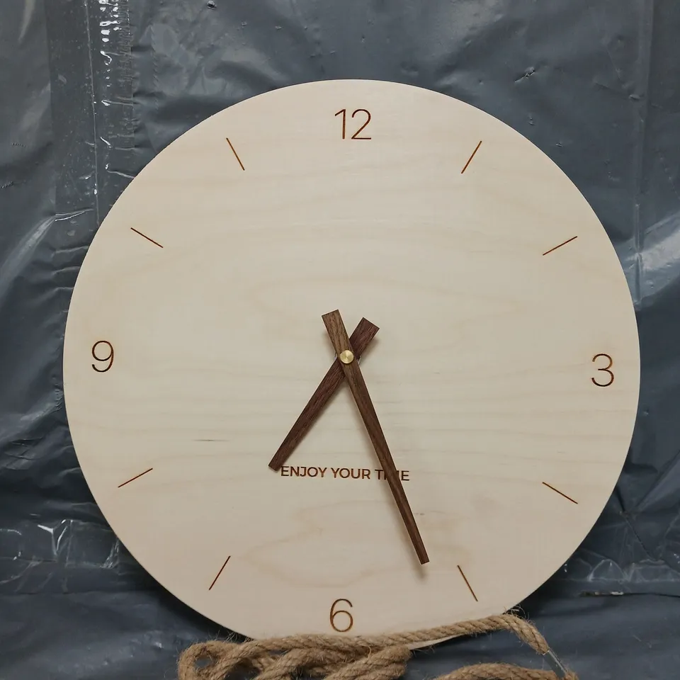 BOX OF APPROX 12 ASSORTED WOODEN WALL CLOCKS 