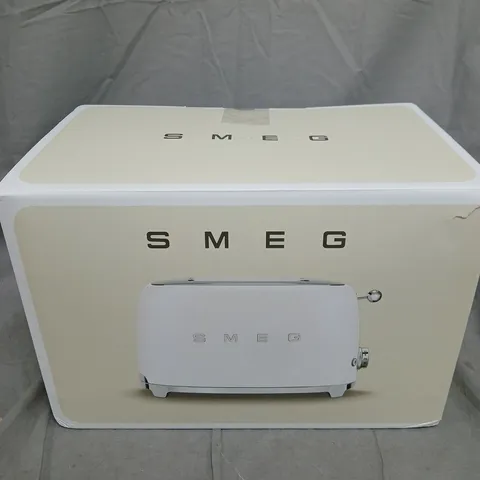 SMEG 50S STYLE TSF01WHMUK GLOSS WHITE 2-SLICE TOASTER