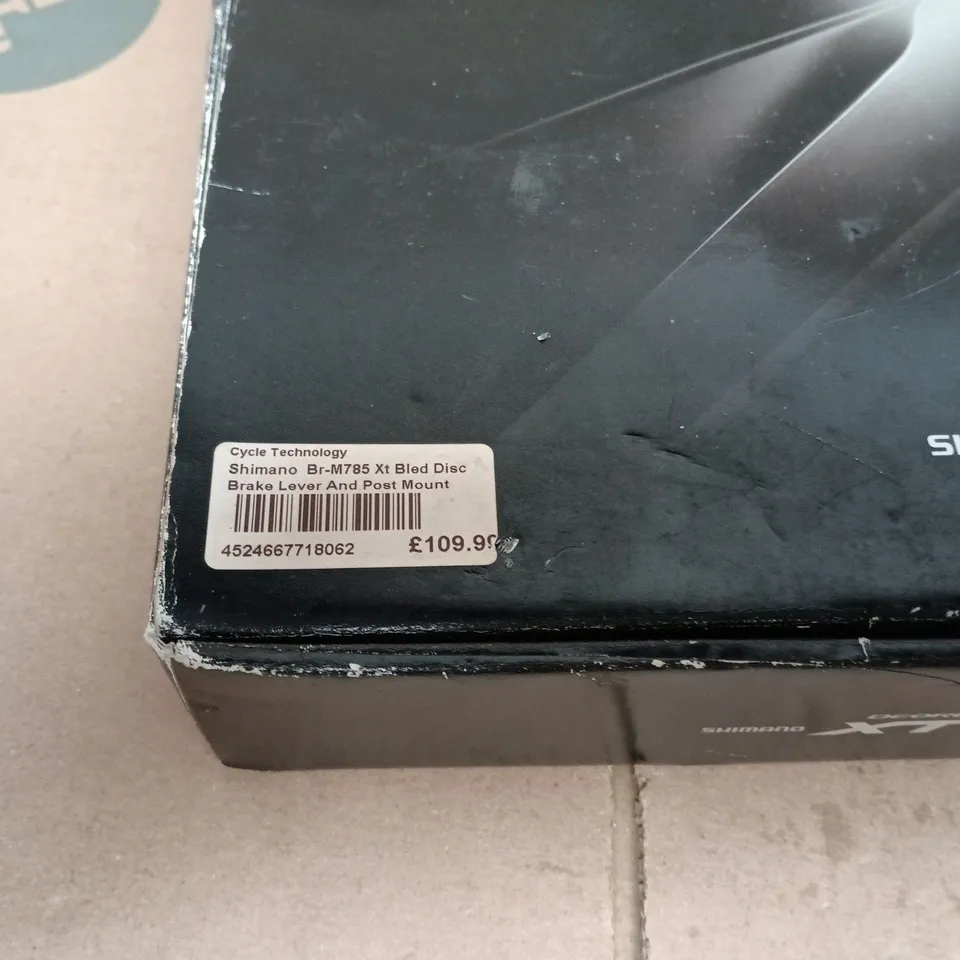 SHIMANO DEORE XT BR-M785 BRAKE LEVER AND POST MOUNT BOXED
