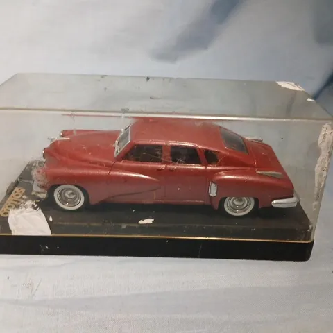 SOLIDO TUCKER 1948 4524 RED DIE-CAST VINTAGE CAR MODEL IN CLEAR DISPLAY CASE