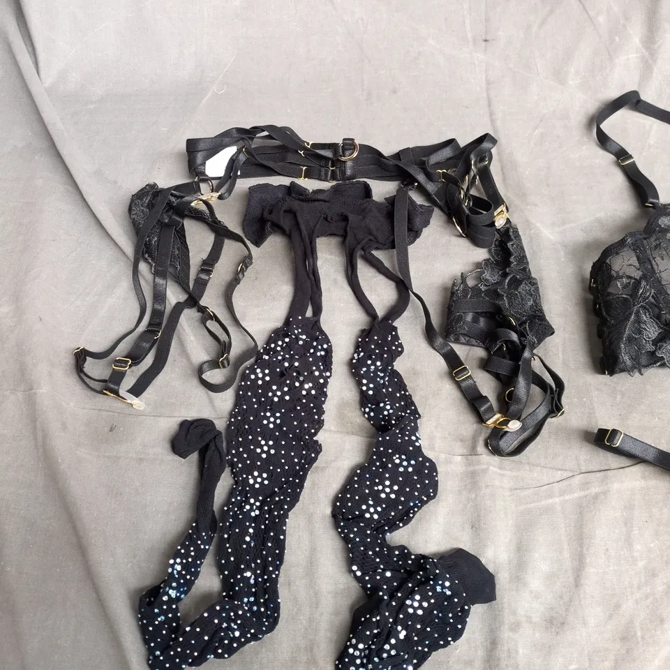 SOPHIA & OLIVIA WOMEN'S BLACK LACE LINGERIE SET - BRA & THONG WITH STOCKINGS, SIZE L