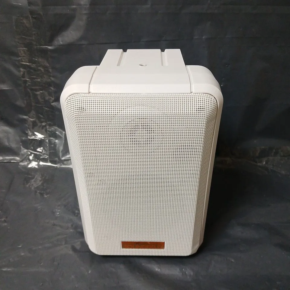PC WERTH SOUNDFIELD SPEAKER IN WHITE