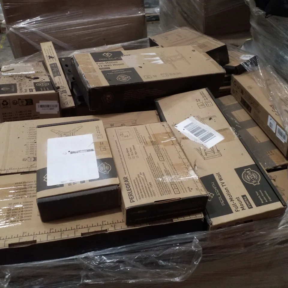 PALLET CONTAINING ASSORTED TV & MONITOR MOUNTS
