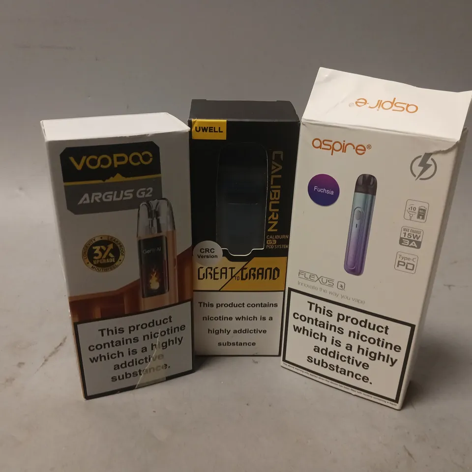 APPROXIMATELY 20 VAPES & E-CIGARETTES TO INCLUDE ASPIRE FLEXUS, VOOPOO ARGUS G2, UWELL CALIBURN, ETC