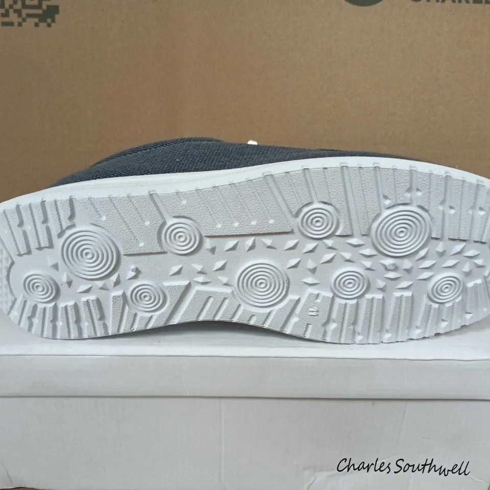 BOXED PAIR OF CHARLES SOUTHWELL ALBERTO DENIM SLIP-ON SHOES – BLUE – UK 11