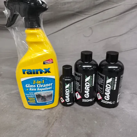 APPROXIMATELY 10 ASSORTED VEHICLE PARTS AND ACCESSORIES TO INCLUDE WASH & WAX, CONSERVER, GLASS CLEANER ETC - COLLECTION ONLY