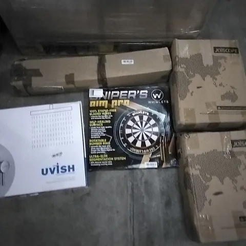 PALLET OF ASSORTED ITEMS INCLUDING WHIMLETS DART BOARD, JOISCAPE, UVISH BATHROOM HARDWARE, PIPISHELL TOILET SEAT, MASS DYNAMIC TOILET SEAT, CROYDEX TOILET SEAT