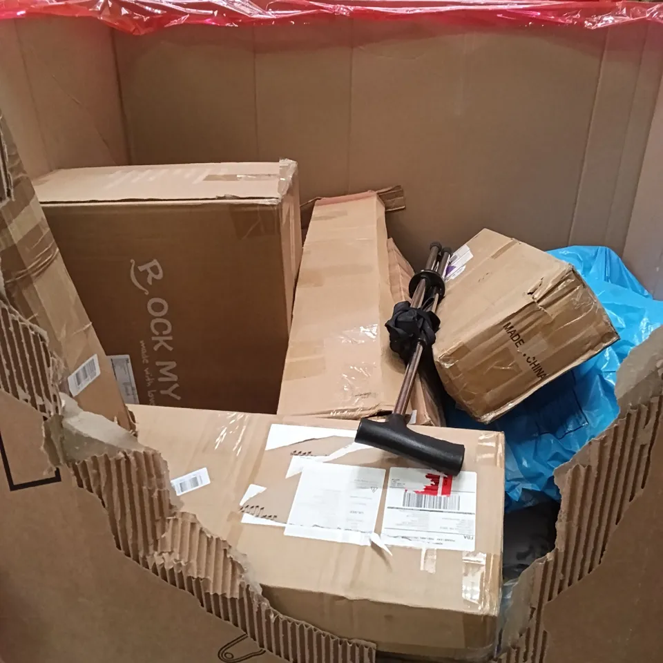 PALLET OF ASSORTED HOUSEHOLD GOODS AND PRODUCTS TO INCLUDE; CLEAR PLASTIC CONTAINERS FOR FOOD, HELPING STICK FOR WALKING, BADMINTON RACKET 