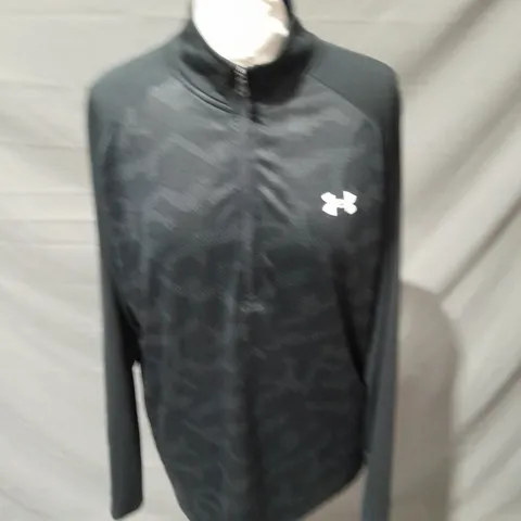 UNDER ARMOUR 1/4 ZIP TOP SIZE M