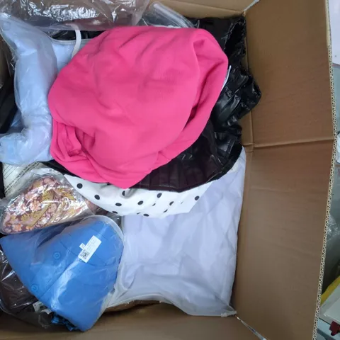 Women's clothing bundle: light blue button-down shirt (XL) + pink hoodie + black pleated skirt + floral dress