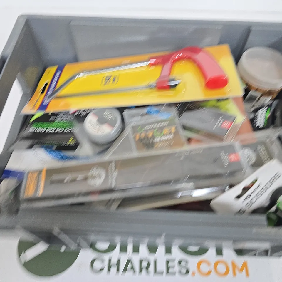 APPROXIMATELY 15 ASSORTED HOUSEHOLD PRODUCTS
