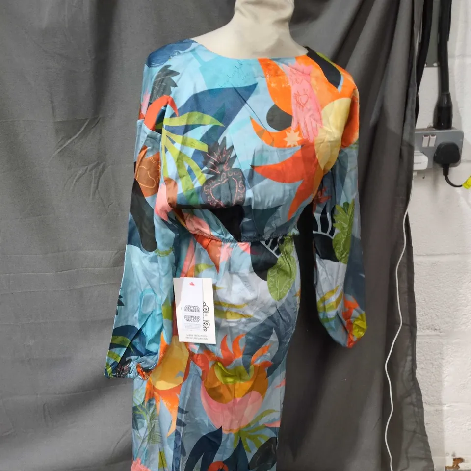 UK 8 WOMEN'S MAXI DRESS – MULTICOLOR TROPICAL PRINT NEVER FULLY DRESSED