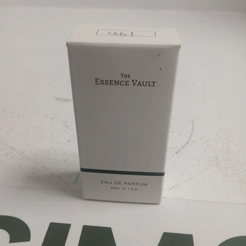 BOXED THE ESSENCE VAULT FRAGRANCES PARFUM 30ML