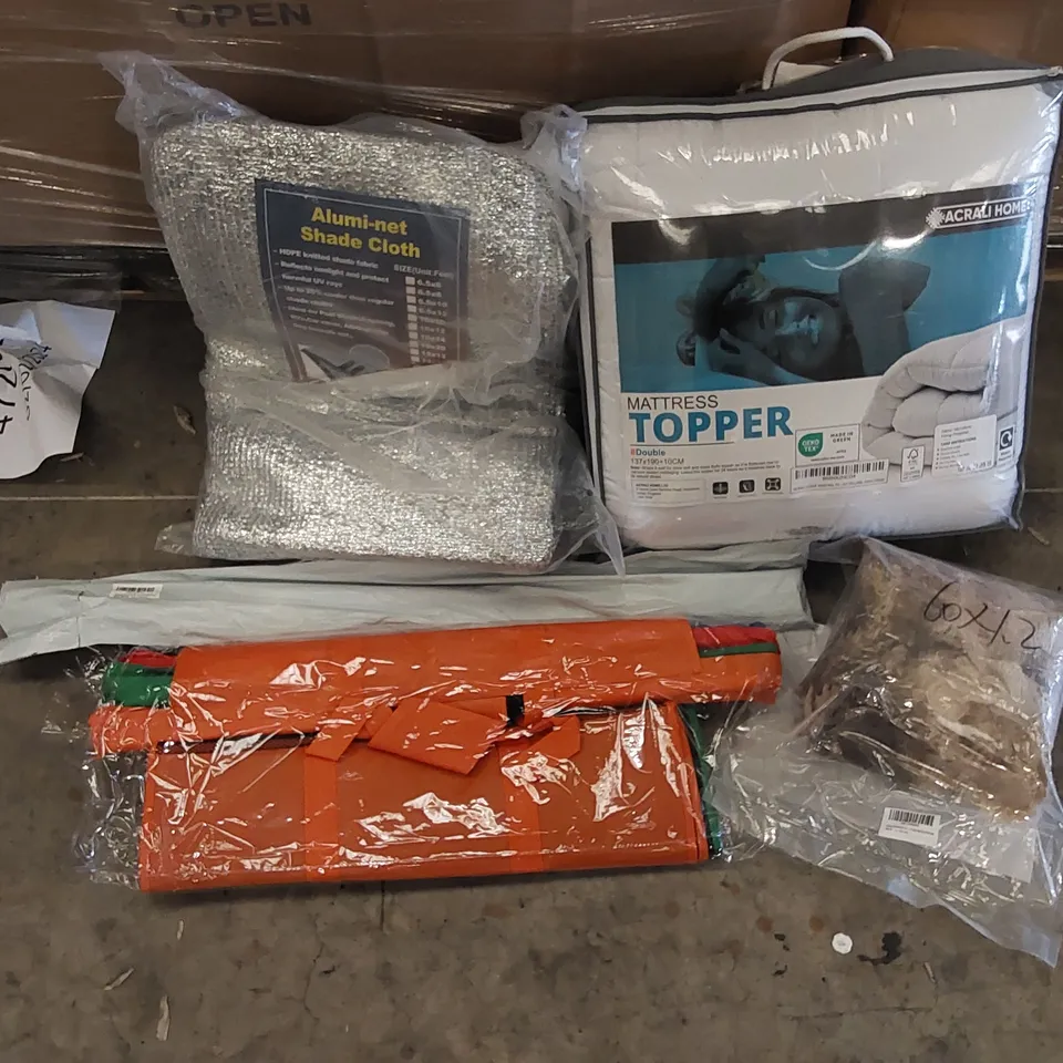 PALLET OF ASSORTED ITEMS INCLUDING: MATTRESS TOPPER, ALUMINIUM CLOTH, SHOPPING BAGS, CLOTHES RACK, SOFT RUG