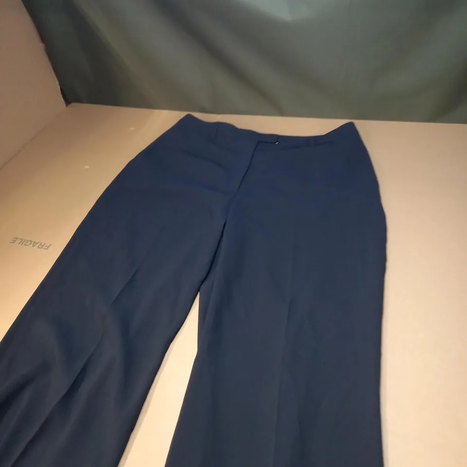 JAEGER REGULAR FIT TROUSERS SIZE 16
