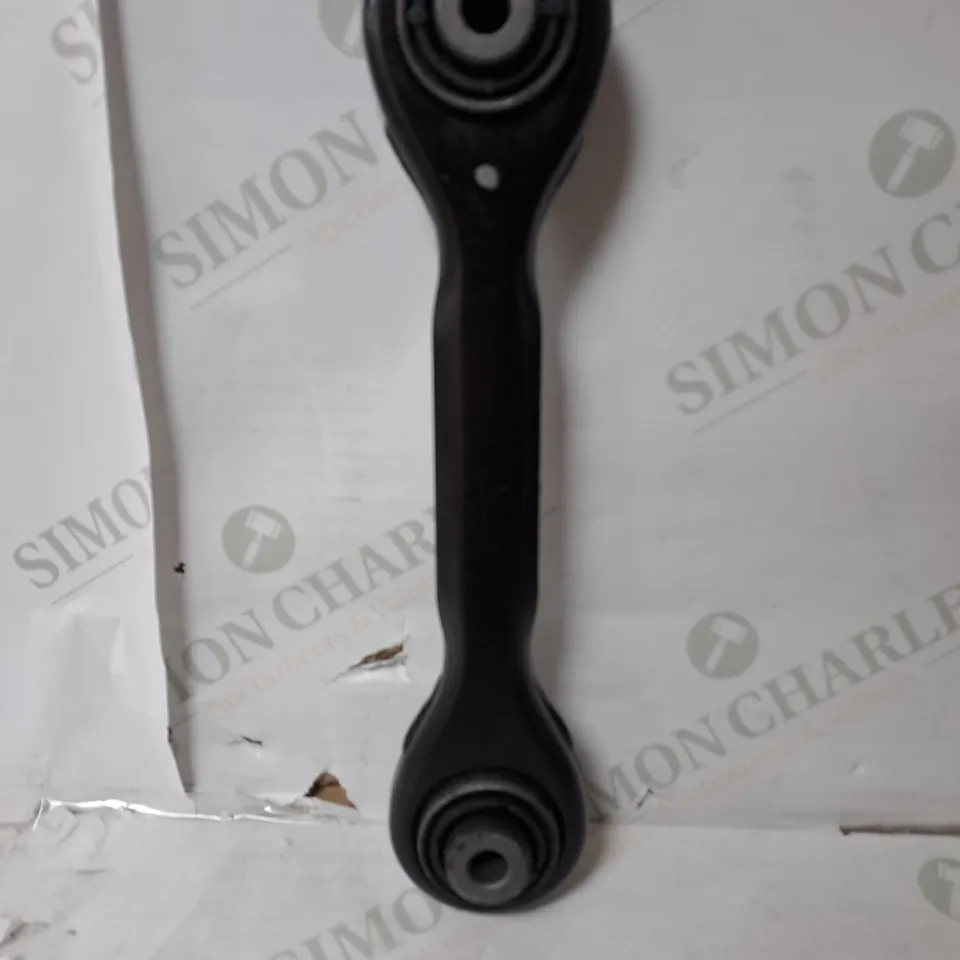 SUSPENSION ARM 