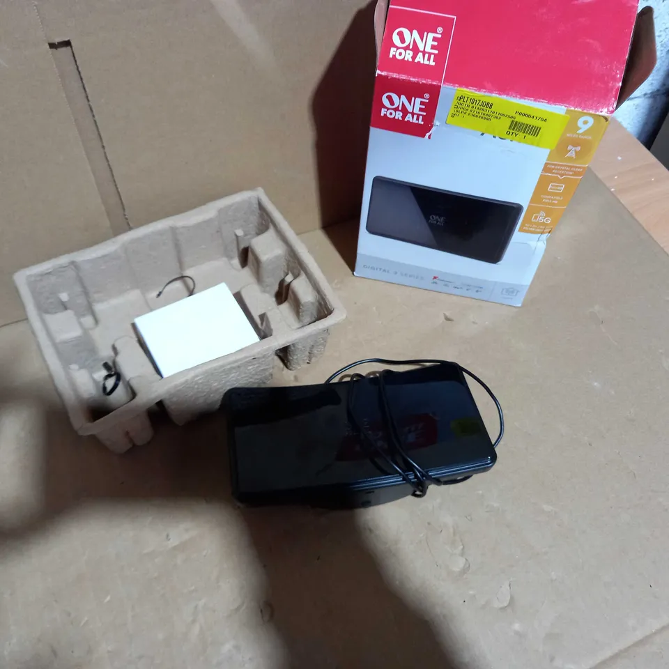 BOXED ONE FOR ALL AERIAL DIGITAL 3 SERIES