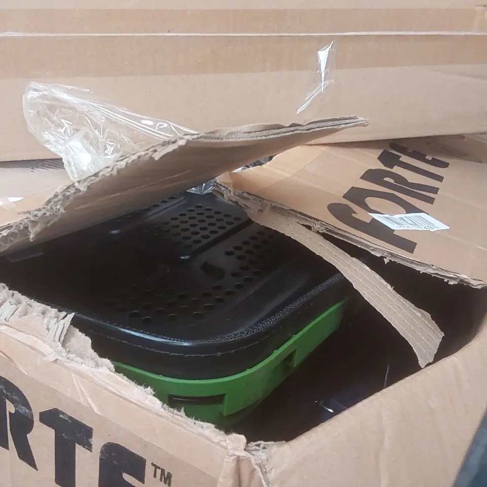 PALLET CONTAINING A VERY LARGE QUANTITY OF ASSORTED ITEMS INCLUDING: OFFICE CHAIR (MISSING WHEELS), LAWNMOWER, GOVEE CONE TREE LIGHTS ECT