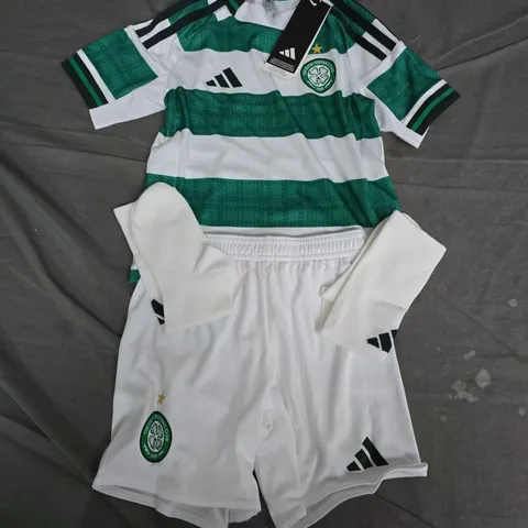 ADIDAS CELTIC FC KIDS HOME MINI KIT – JERSEY & SHORTS, UK 4-5Y