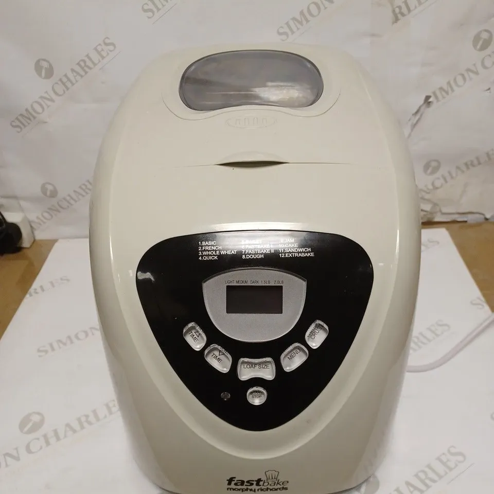 MORPHY RICHARDS FASTBAKE BREADMAKER