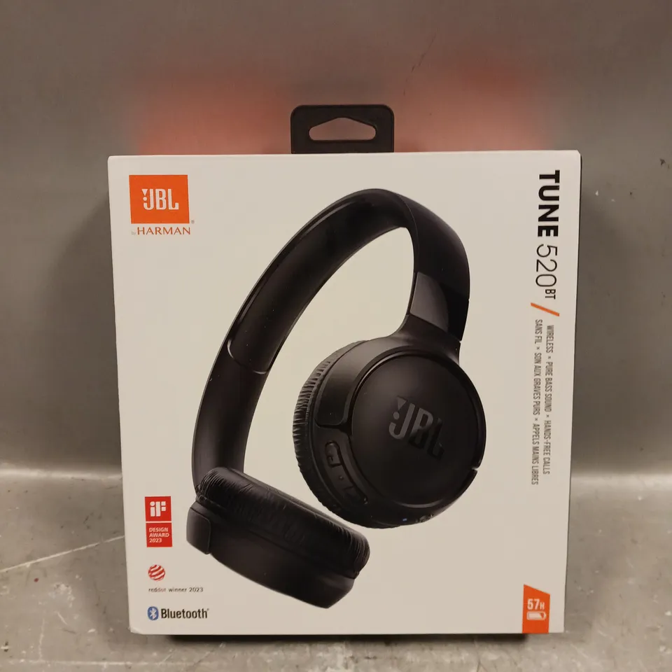 BOXED SEALED JBL TUNE 520 WIRELESS HEADPHONES 