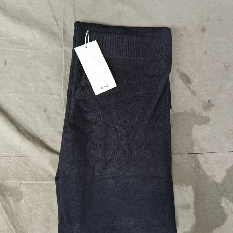 MANGO 314 PANTS IN NAVY SIZE SMALL
