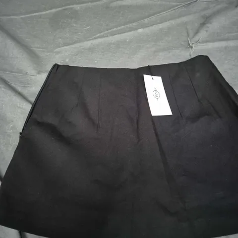 STRADIVARIUS LADIES BLACK MINI SKIRT SIZE S
