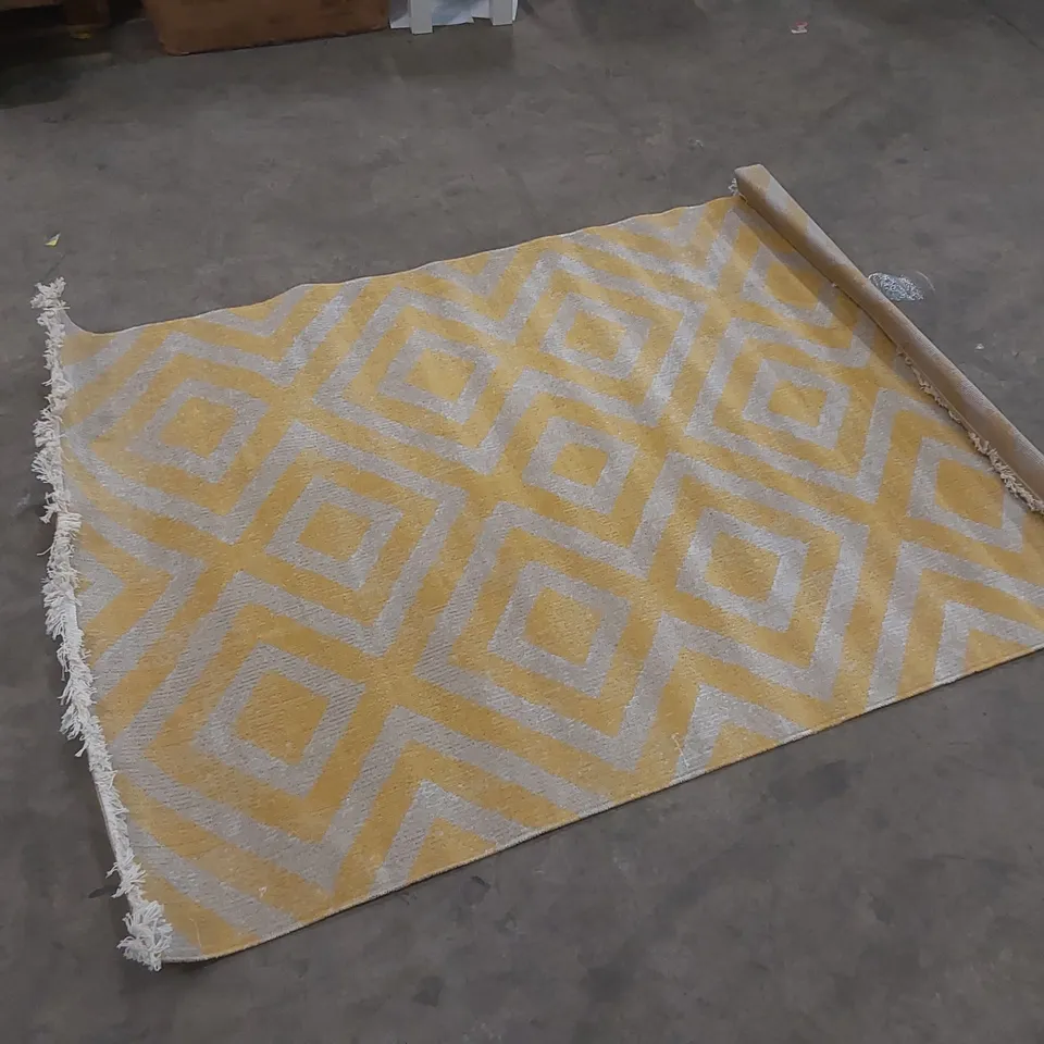 BRAND NEW PACO HOME POCO AREA RUG - YELLOW/WHITE // SIZE: 120 X 170cm