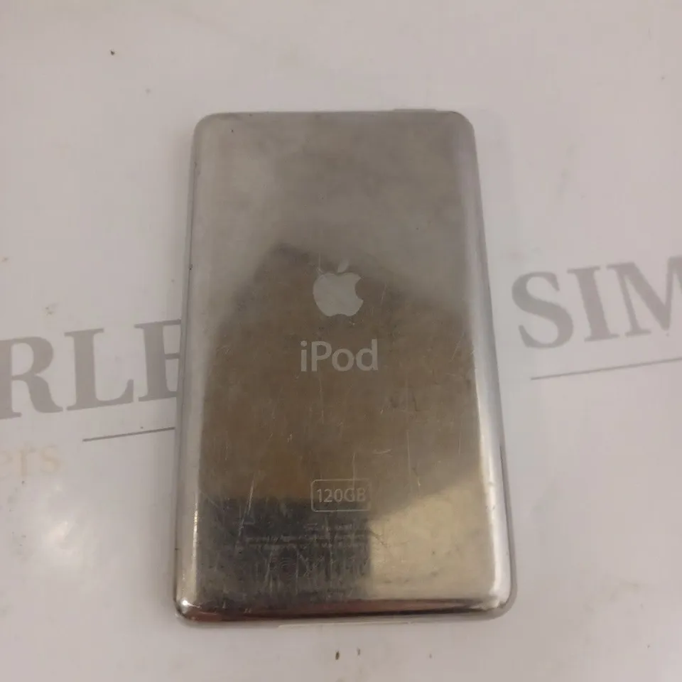 APPLE IPOD 120GB 