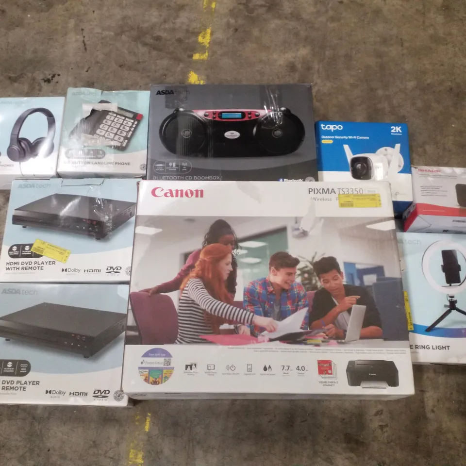 PALLET CONTAINING ASSORTED ELECTRICAL RETURNS INCLUDING CD BOOMBOX, CANON PIXMA PRINTER, SELFIE RING LIGHT, OUTDOOR SECURITY WIFI CAMERA & HDMI DVD PLAYER