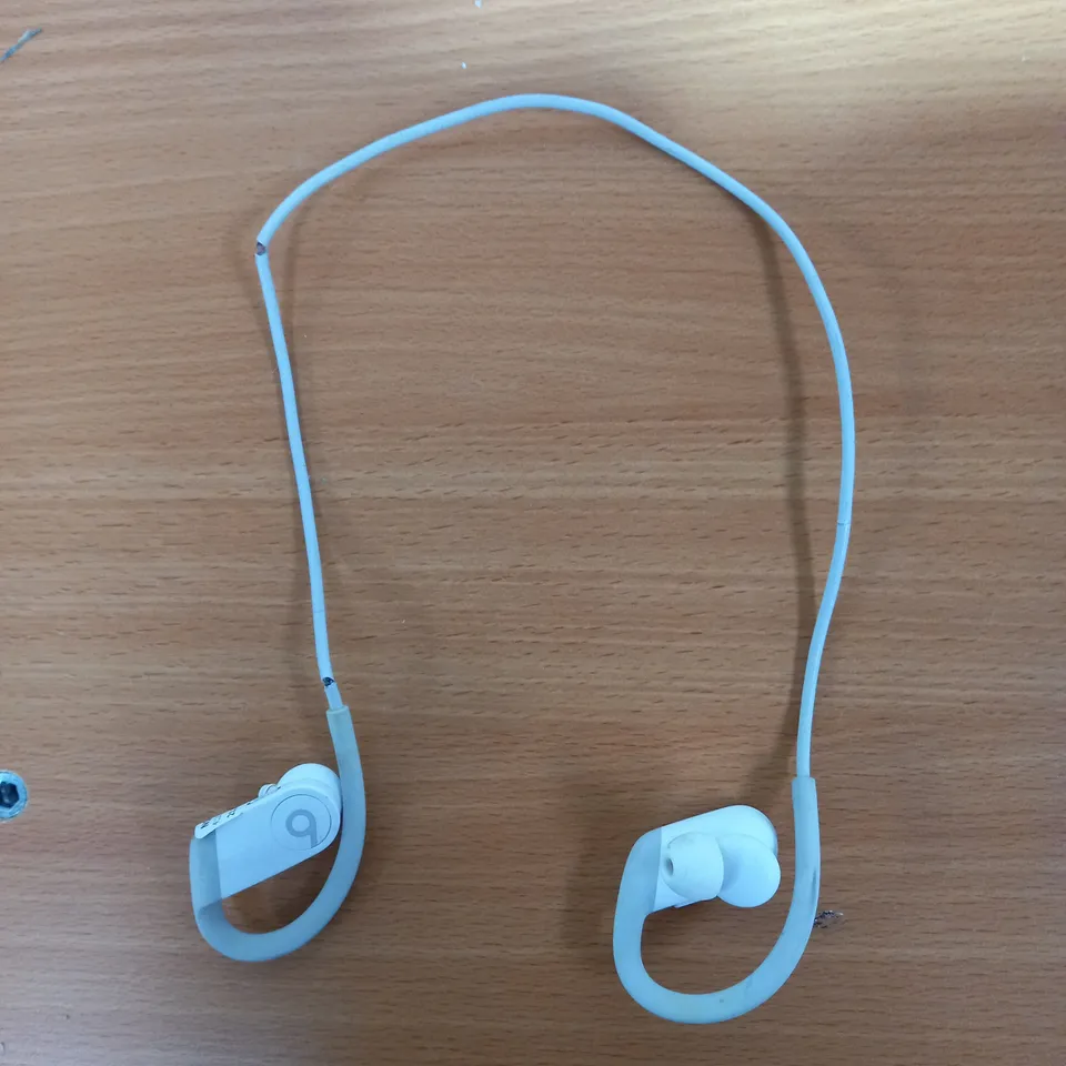 BEATS OVER EAR WIRELESS EARPHONES 