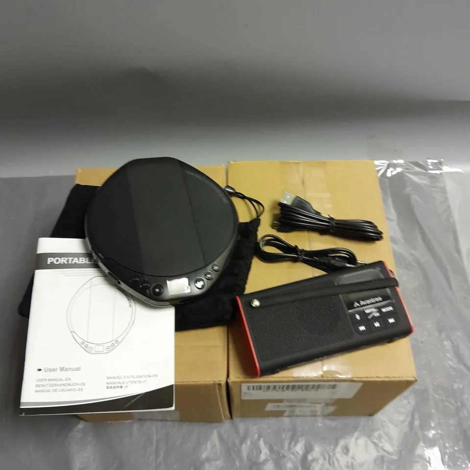 BOXED LOT OF 2 ELECTRICAL ITEMS TO INCLUDE PORTABLE CD PLAYER AND AVANTREE PORTABLE RADIO