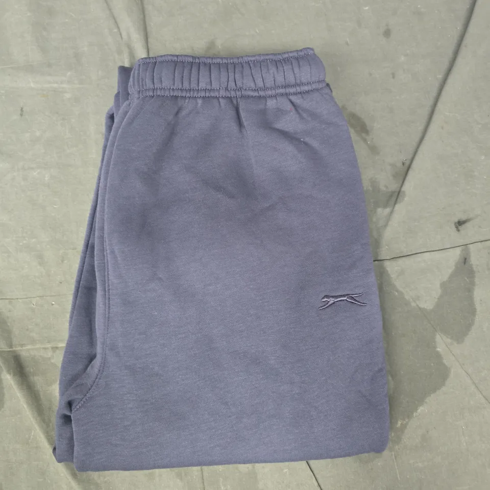 SLAZENGER JOGGERS IN DUSTY PURPLE SIZE 12 (MEDIUM)