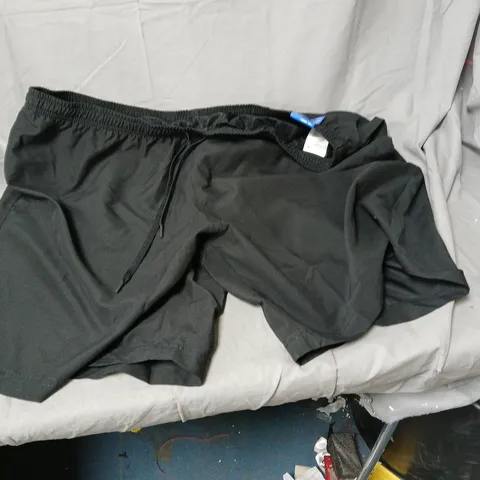 ADIDAS BLACK SHORTS – US 2XL 