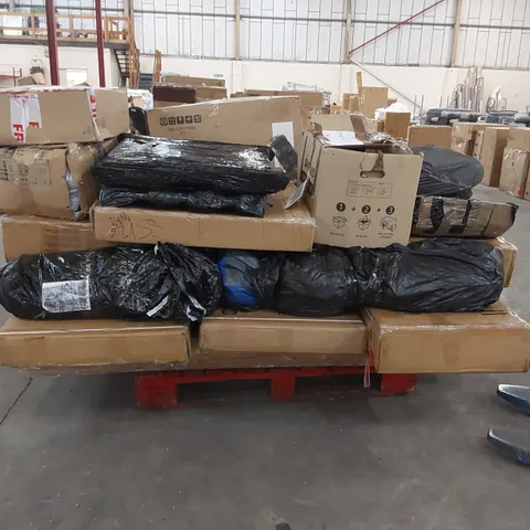 LARGE PALLET OF ASSORTED FURNITURE PARTS/CONSUMER PRODUCTS 