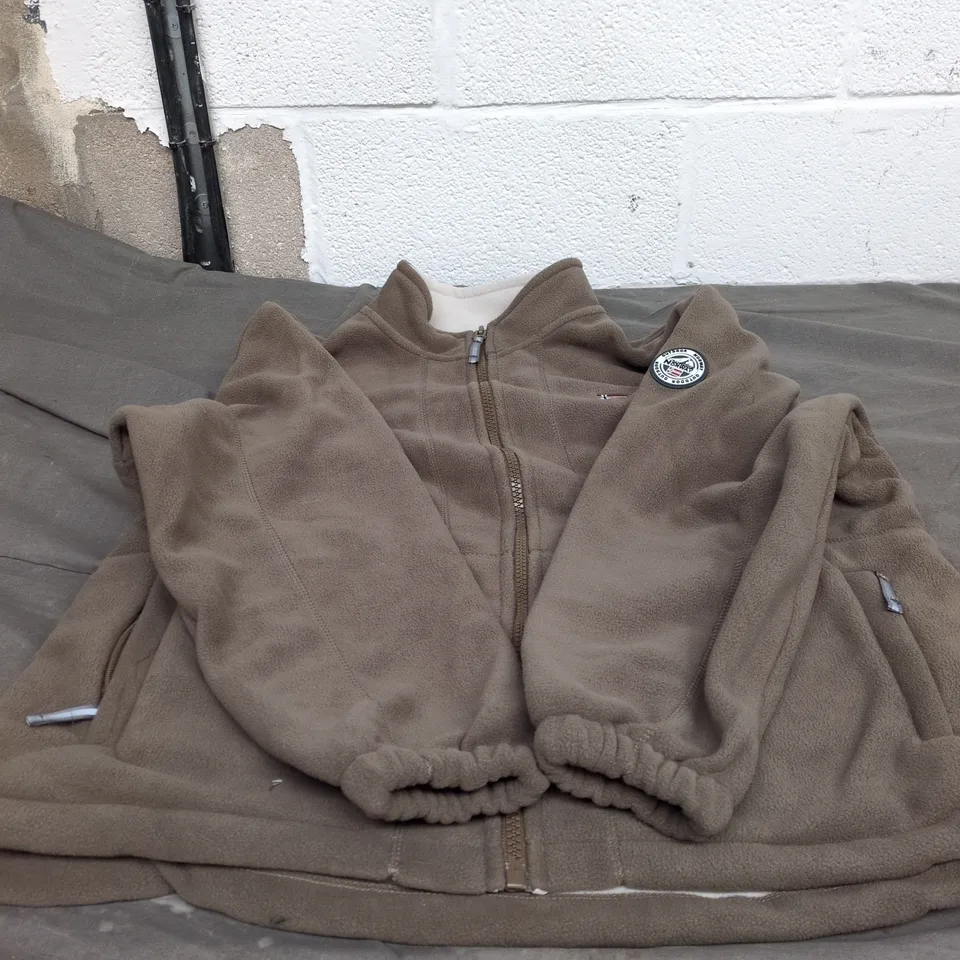 OUTDOOR NORWAY UK SIZE 50 ZIP UP FLEECE EUR XXXL