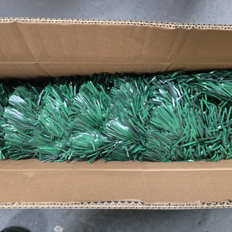 FUNKYBUYS FIBRE OPTIC CHRISTMAS TREE, 5 FT TALL – BOXED