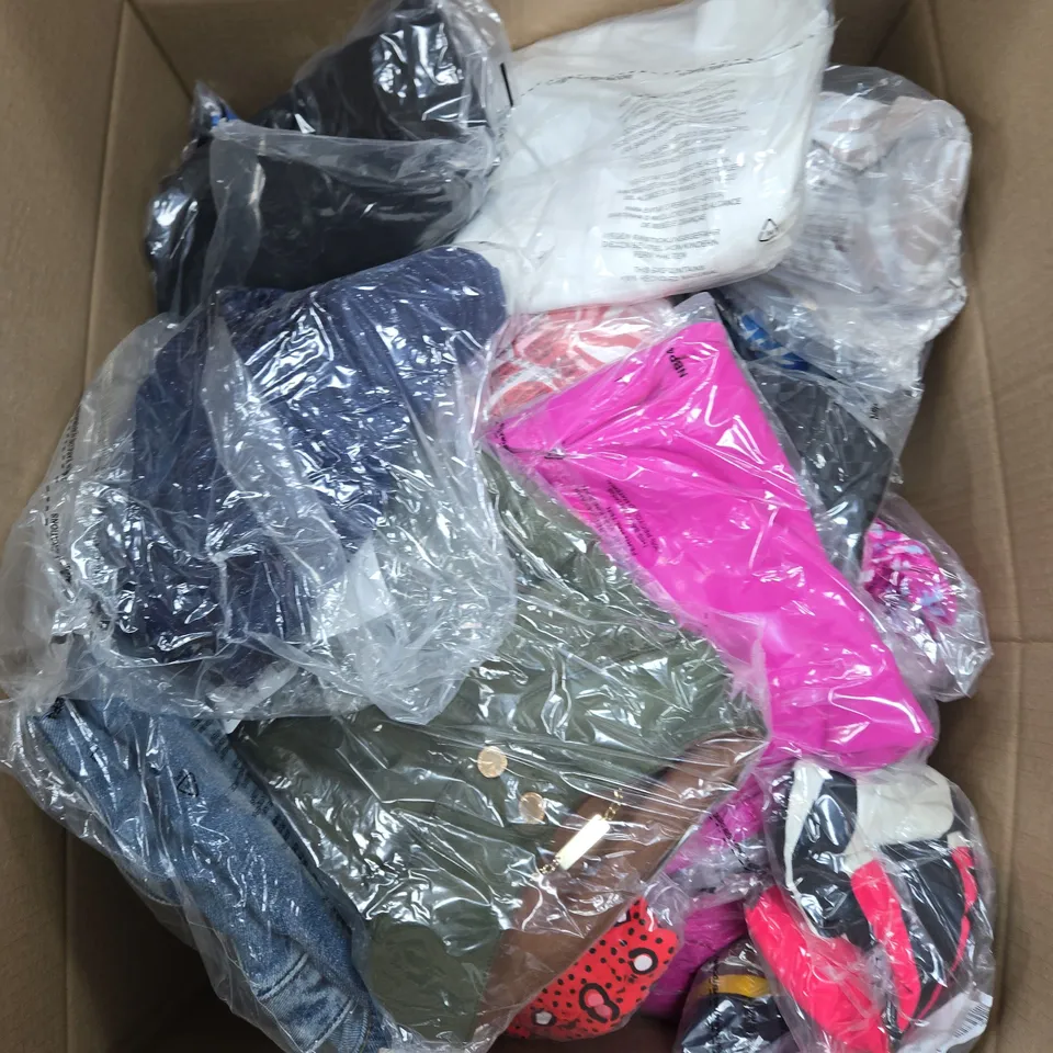 LARGE BOX OF ASSORTED CLOTHING ITEMS IN VARIOUS COLOURS, STYLES AND SIZES