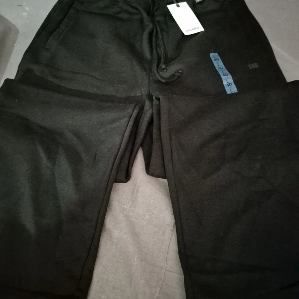 PULL & BEAR RELAXED FIT TRACKSUIT BOTTOMS, BLACK - SIZE L