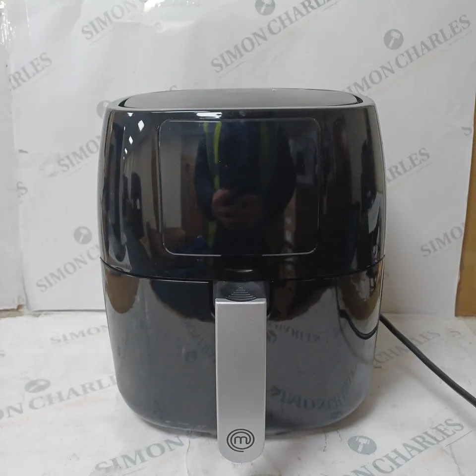 BOXED MASTERCHEF 4.5L DIGITAL AIR FRYER 