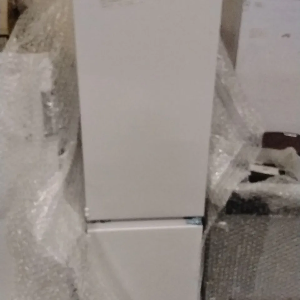 ELECTRIQ 249 LITRE 178CM 70/30 INTEGRATED FRIDGE FREEZER - WHITE WITH SLIDING DOOR HINGE