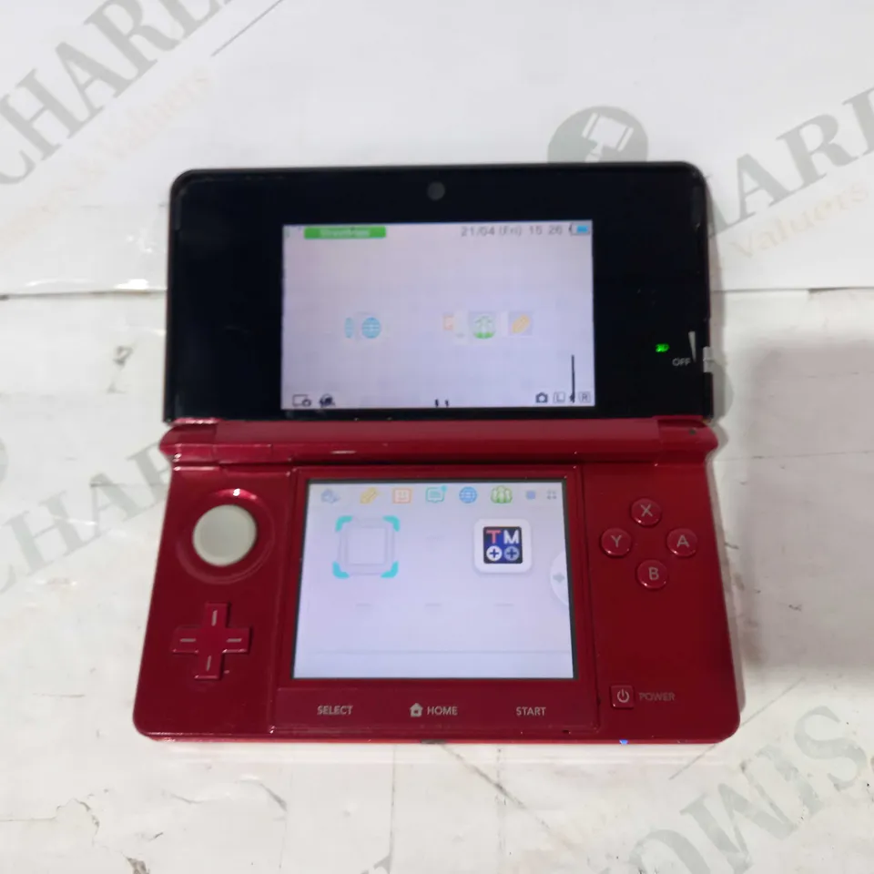 NINTENDO 3DS GAMING CONSOLE IN METALLIC RED CTR-001(EUR) W. CASE