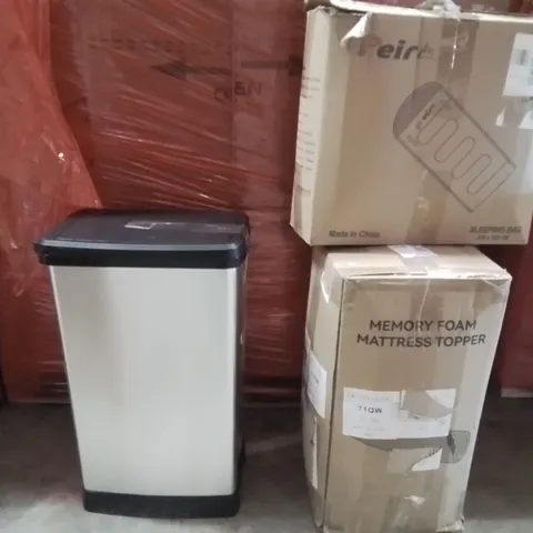 PALLET OF ASSORTED HOUSEHOLD GOODS AND PRODUCTS TO INCLUDE;TRASH CAN,SLEEPING BAG,MEMORY FOAM MATRESS TOPPER