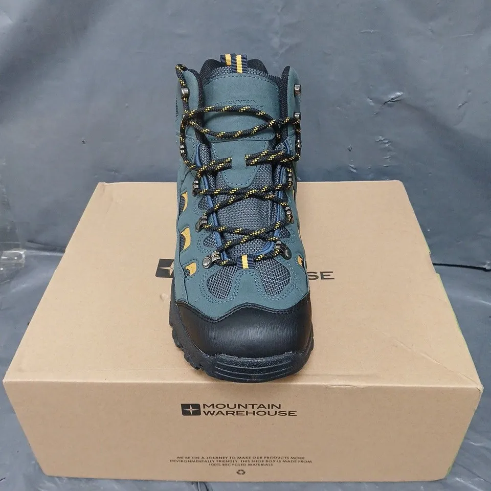 BOXED PAIR OF MOUNTAIN WAREHOUSE ADVENTURER WATERPROOF HIKING BOOTS - 11