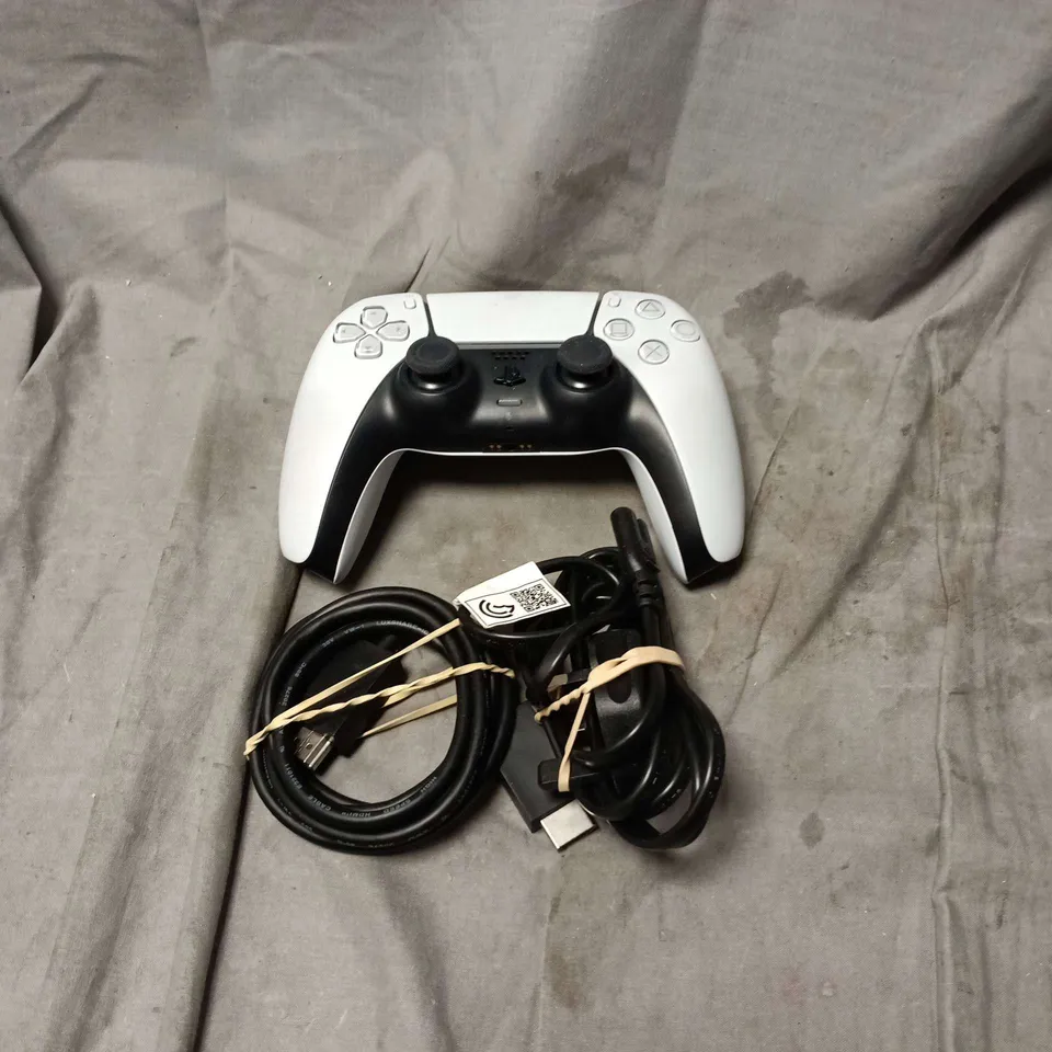 SONY PLAYSTATION 5 DIGITAL EDITION CONSOLE WITH DUALSENSE CONTROLLER – WHITE