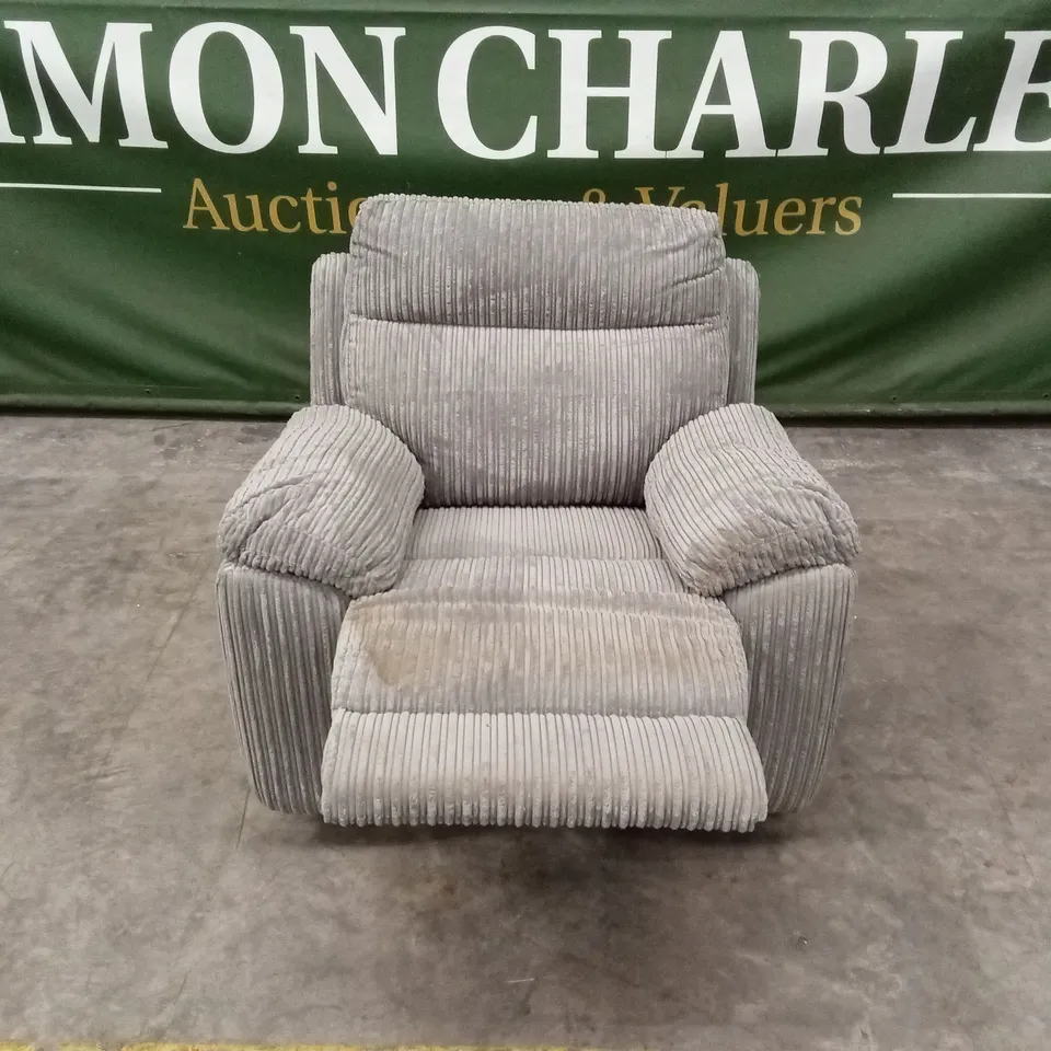 BARON FABRIC MANUAL RECLINER ARMCHAIR RRP £549