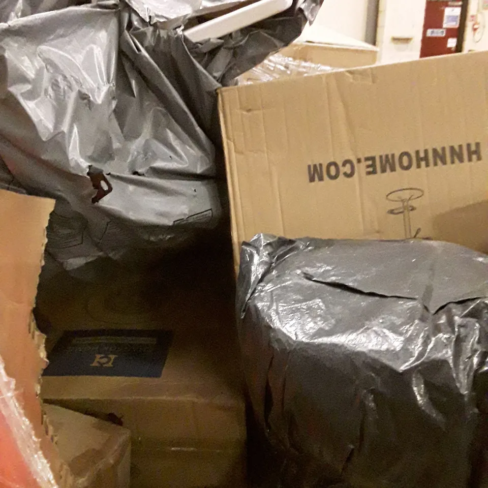 PALLET OF ASSORTED PRODUCTS INCLUDING BAR STOOL, OFFICE CHAIR, LED CEILING FAN