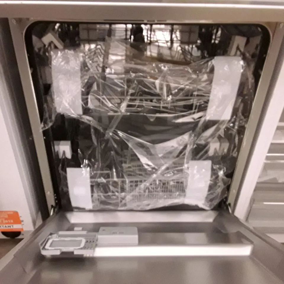 FREESTANDING ELECTRIQ DISHWASHER 