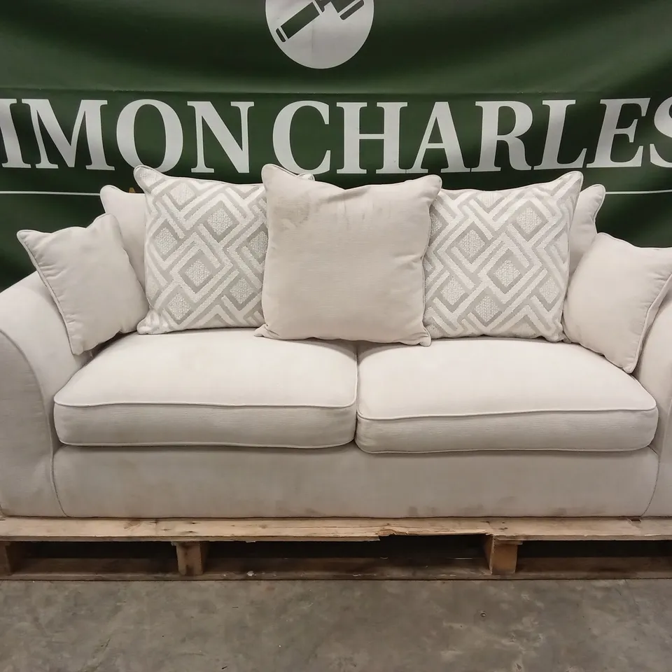 AMORE FABRIC 3 SEATER RRP £829