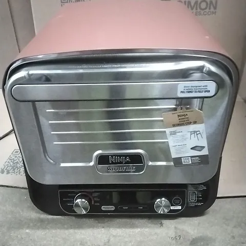 NINJA WOODFIRE ELECTRIC OUTDOOR OVEN, ARTISAN PIZZA MAKER AND BBQ SMOKER OO101UK